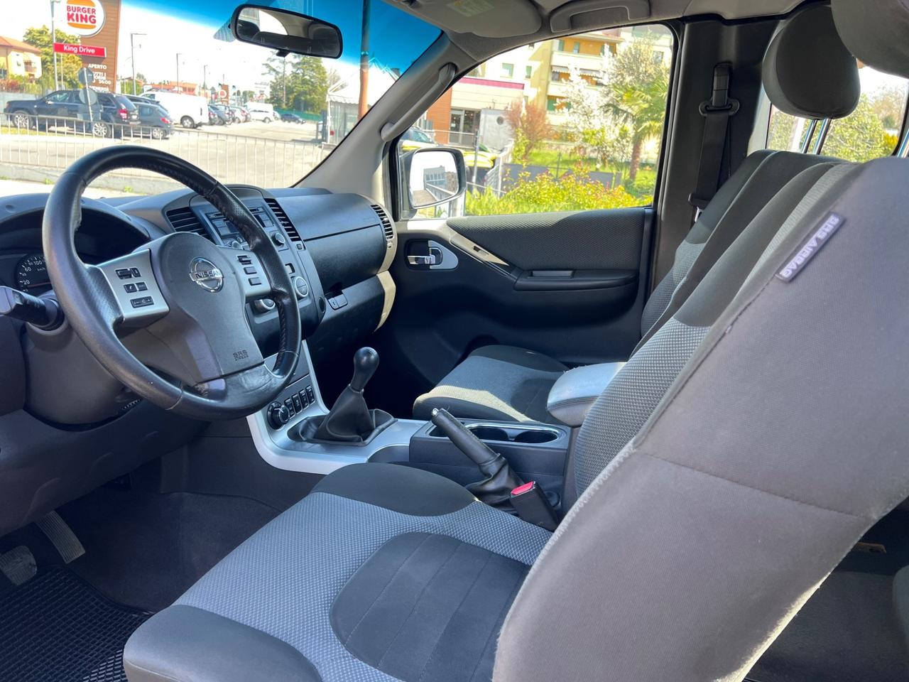 Nissan Navara 2.5 dCi 190CV 2 porte King Cab Sport