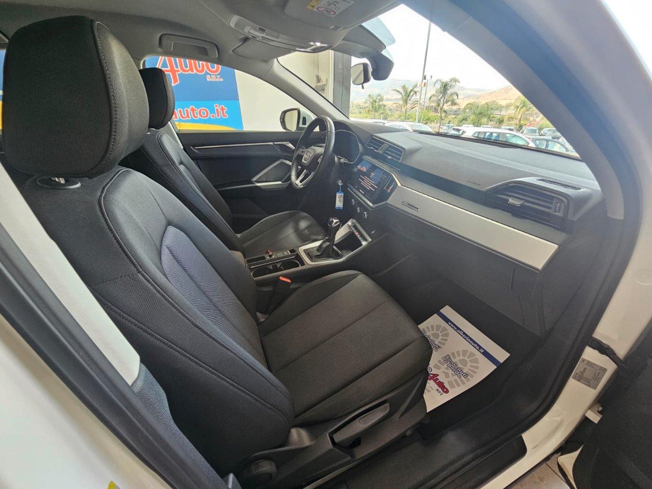 Audi Q3 Sportback 35 2.0 tdi S line edition s-tronic