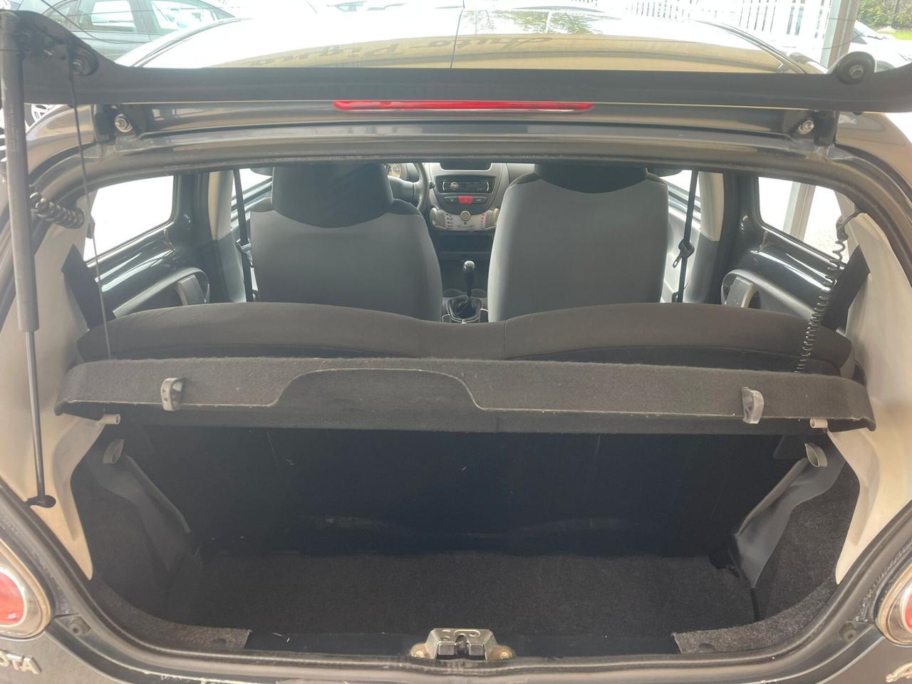 Toyota Aygo 1.0 12V VVT-i 5 porte Sol