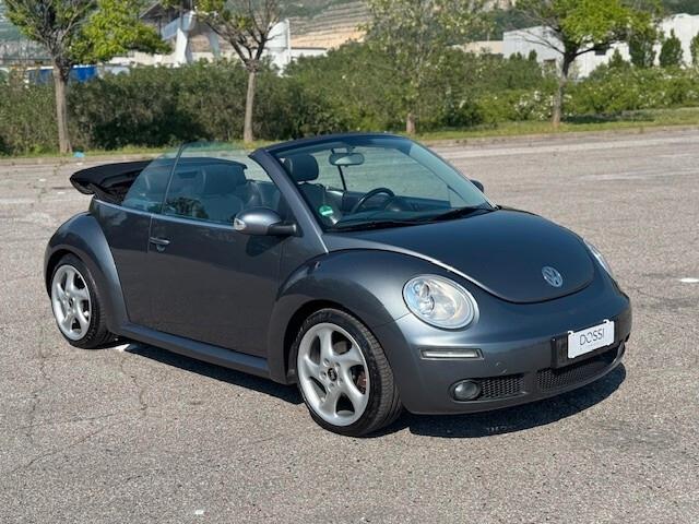 Volkswagen New Beetle 1.6 Cabrio