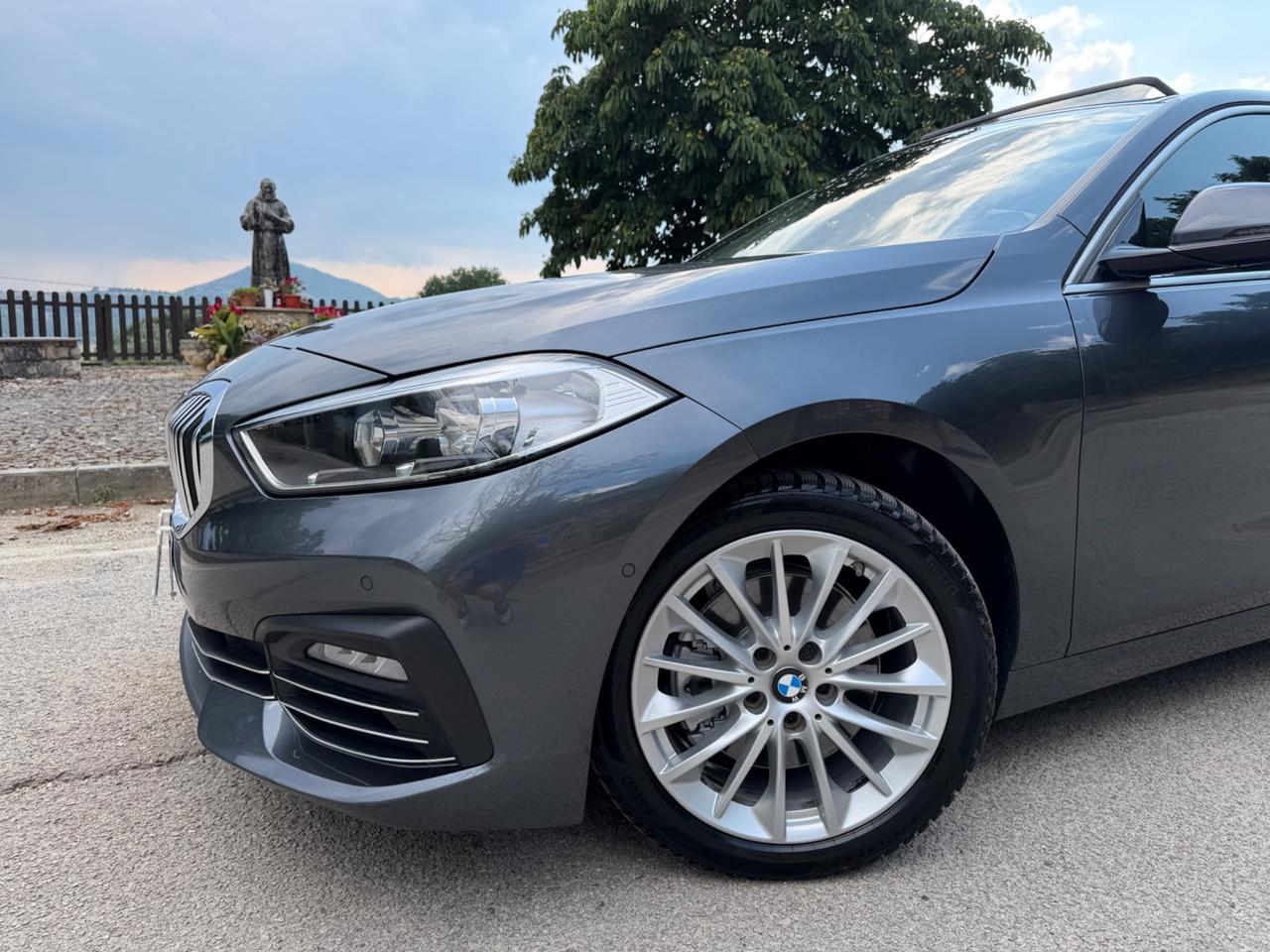 Bmw 116 116d 5p. Business Advantage