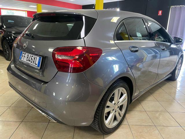 MERCEDES-BENZ A 180 d Sport **XENON/NAVI/UNICOPRO**