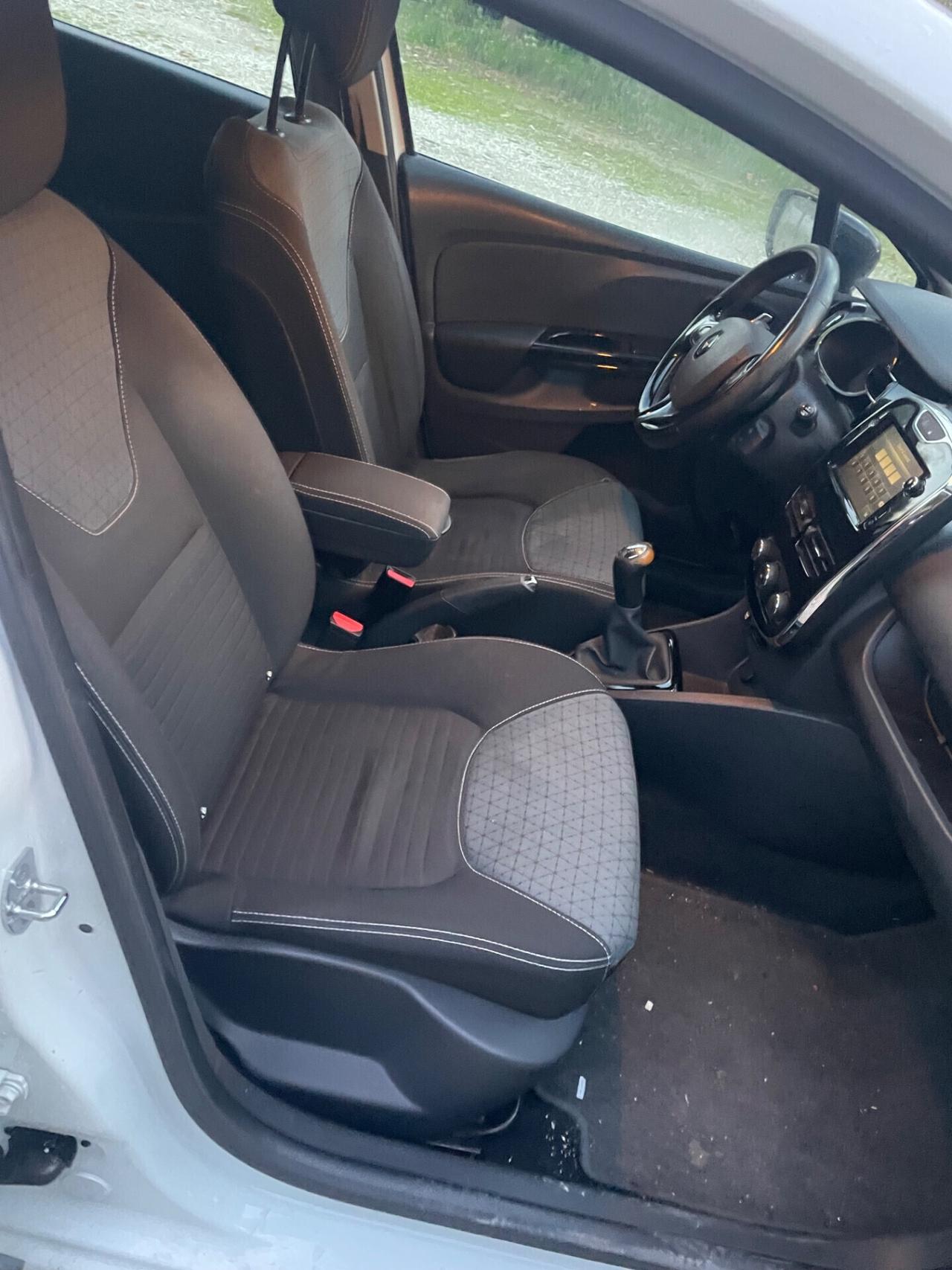 Renault Clio dCi 8V 90CV Start&Stop 5 porte Energy Intens