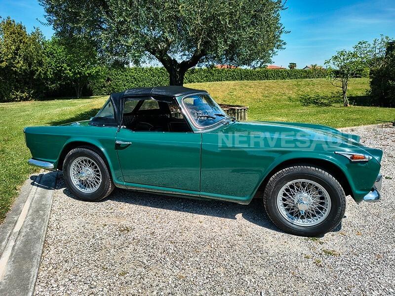 Triumph TR4 IRS Verde inglese | 1966 ASI Guida sinistra 2138 cc Ducati Bologna