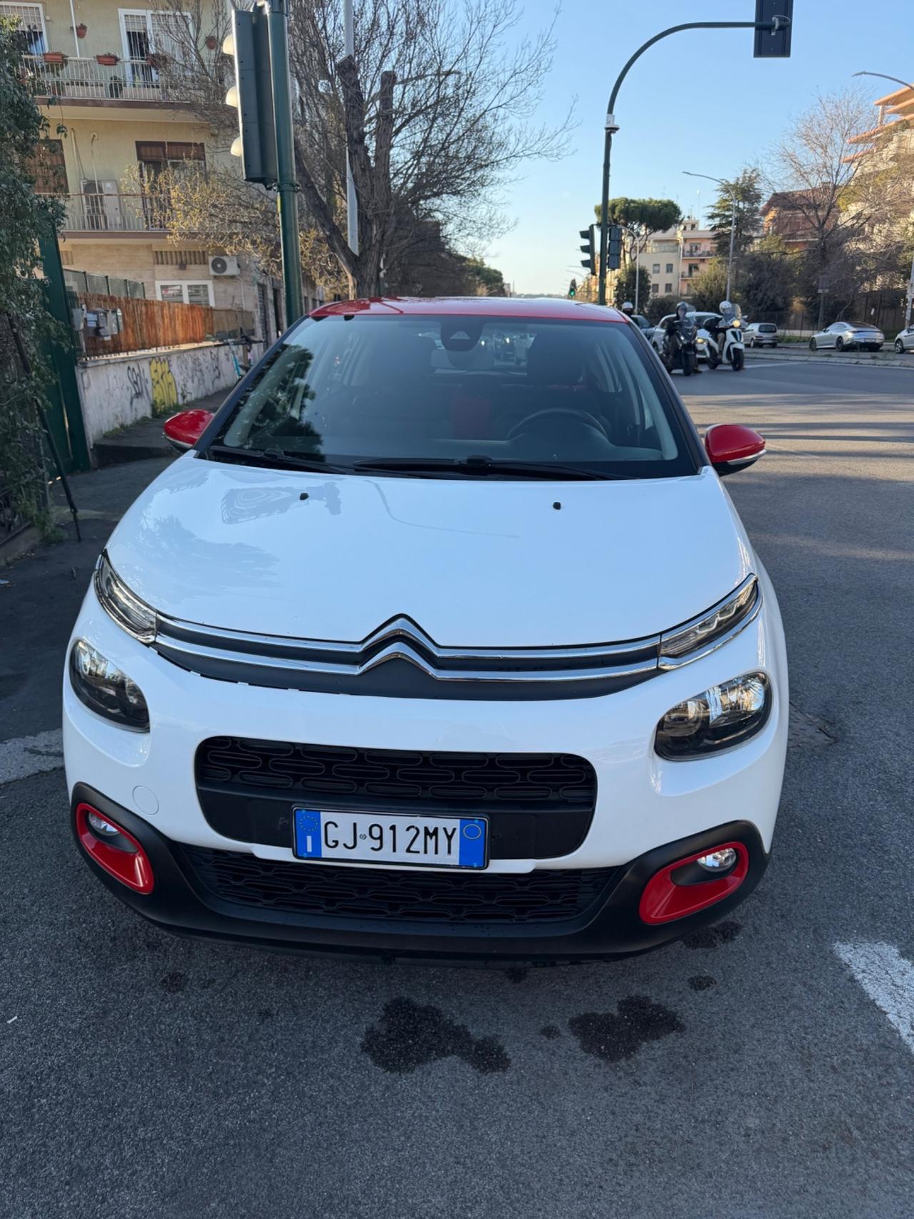 Citroen C3 83cv Benzina Gpl 5 porte Shine Navi bicolor pdc