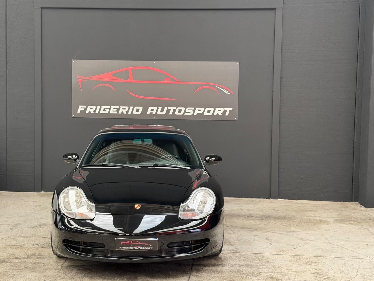 Porsche 911 Carrera cat Coupé