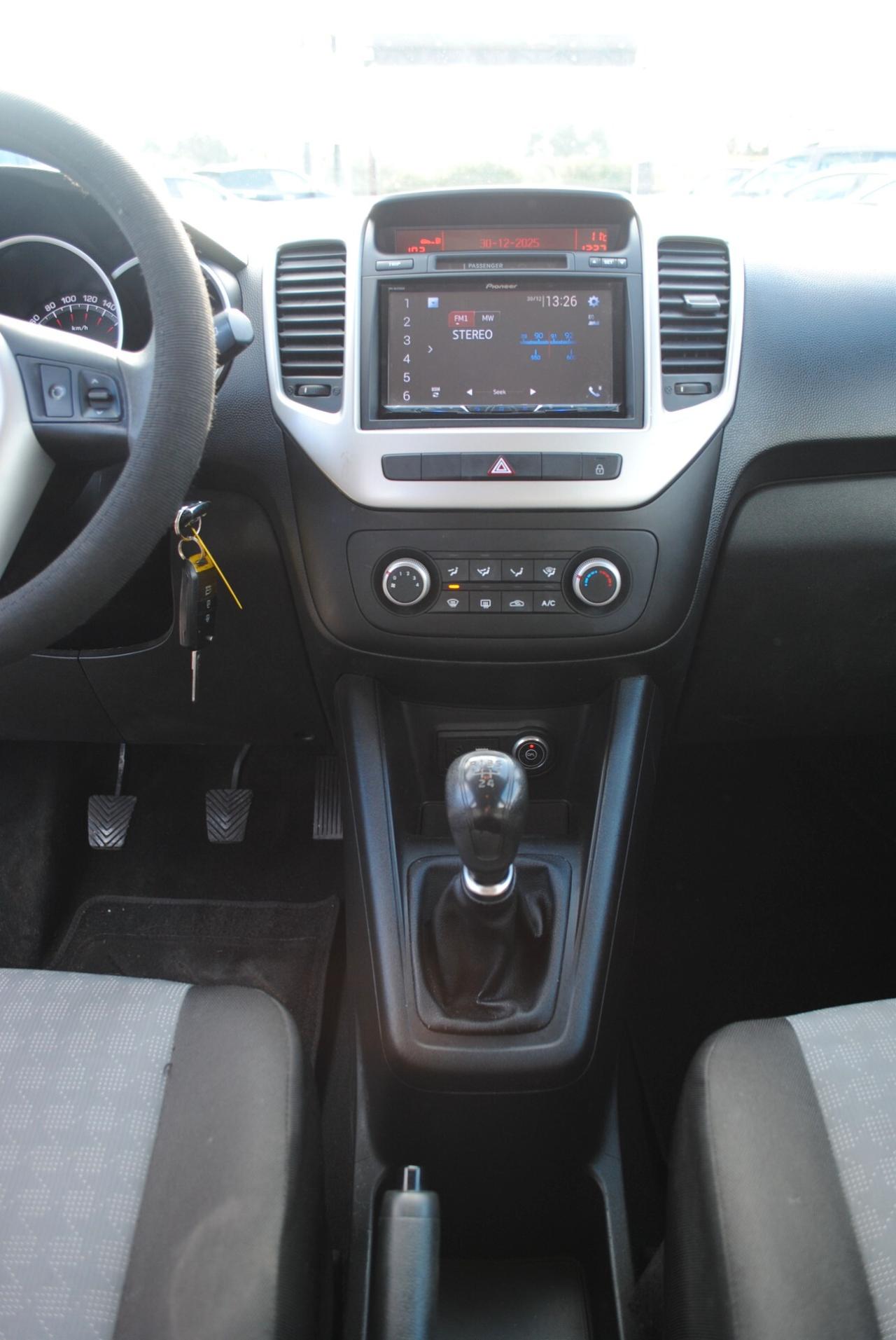 KIA VENGA 1.4 90 CV BENZ/GPL OK NEOPATENTATI