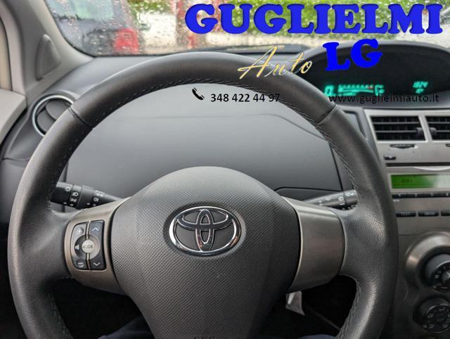 TOYOTA Yaris 1.3 5 porte Sol NEOPATENTATI