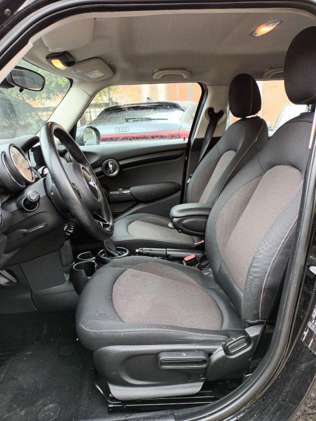 MINI Cooper D 1500 5 PORTE 116CV AUTOM. PDC "16 CLIMAUTO ITALIA