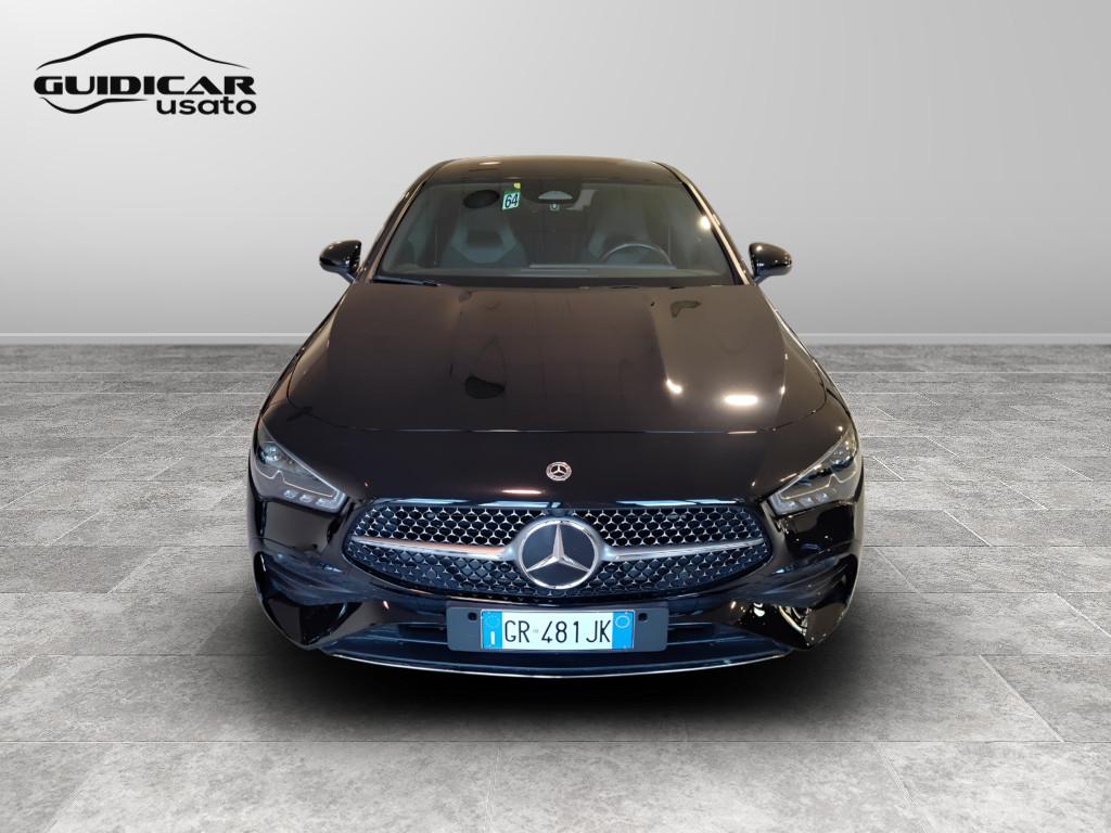 Mercedes-Benz CLA Coupe - C118 2023 - CLA Coupe 200 d AMG Line Advanced Plus auto