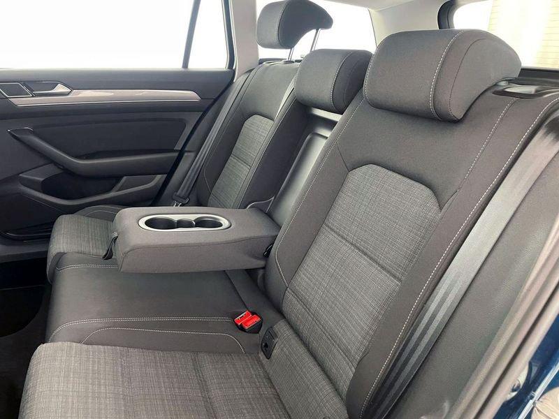Volkswagen Passat Passat Variant 2.0 TDI SCR EVO DSG Business