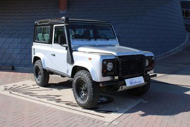 LAND ROVER Defender 90 2.5Td5 SE 6 POSTI-CLIMA-GANCIO
