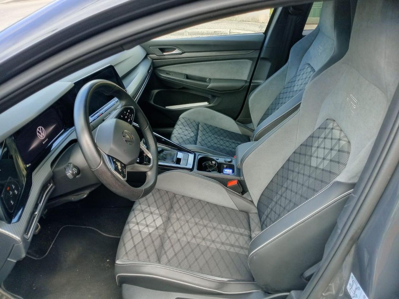 Volkswagen Golf R Line 1.5 TSI  #6470
