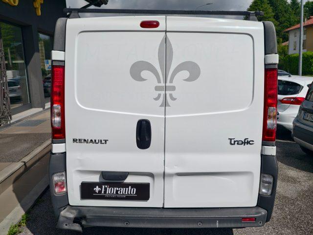 RENAULT Trafic T27 2.0 dCi/115 PC-TN Furgone 3posti