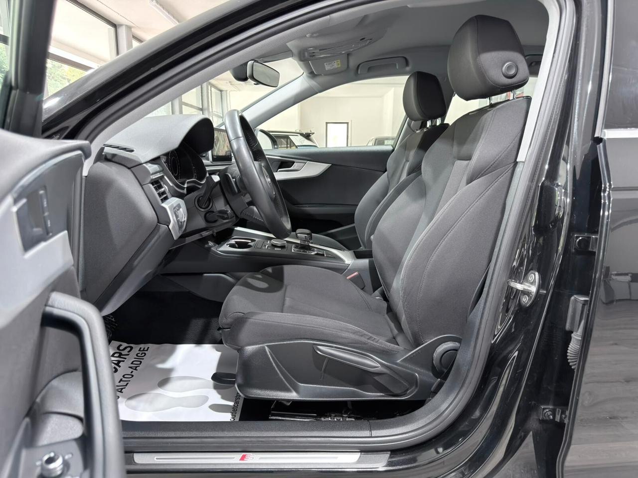 AUDI A4 AVANT 35 2.0TDI 150cv S-TRONIC S-LINE