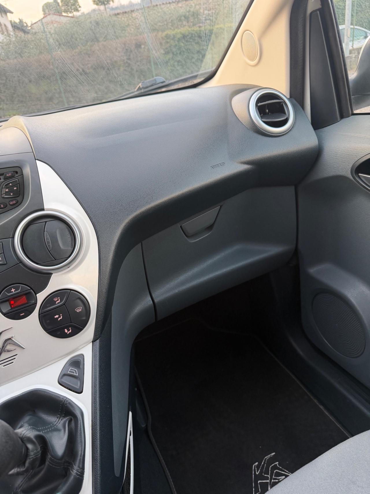 Ford Ka Ka+ 1.2 8V 69CV Titanium