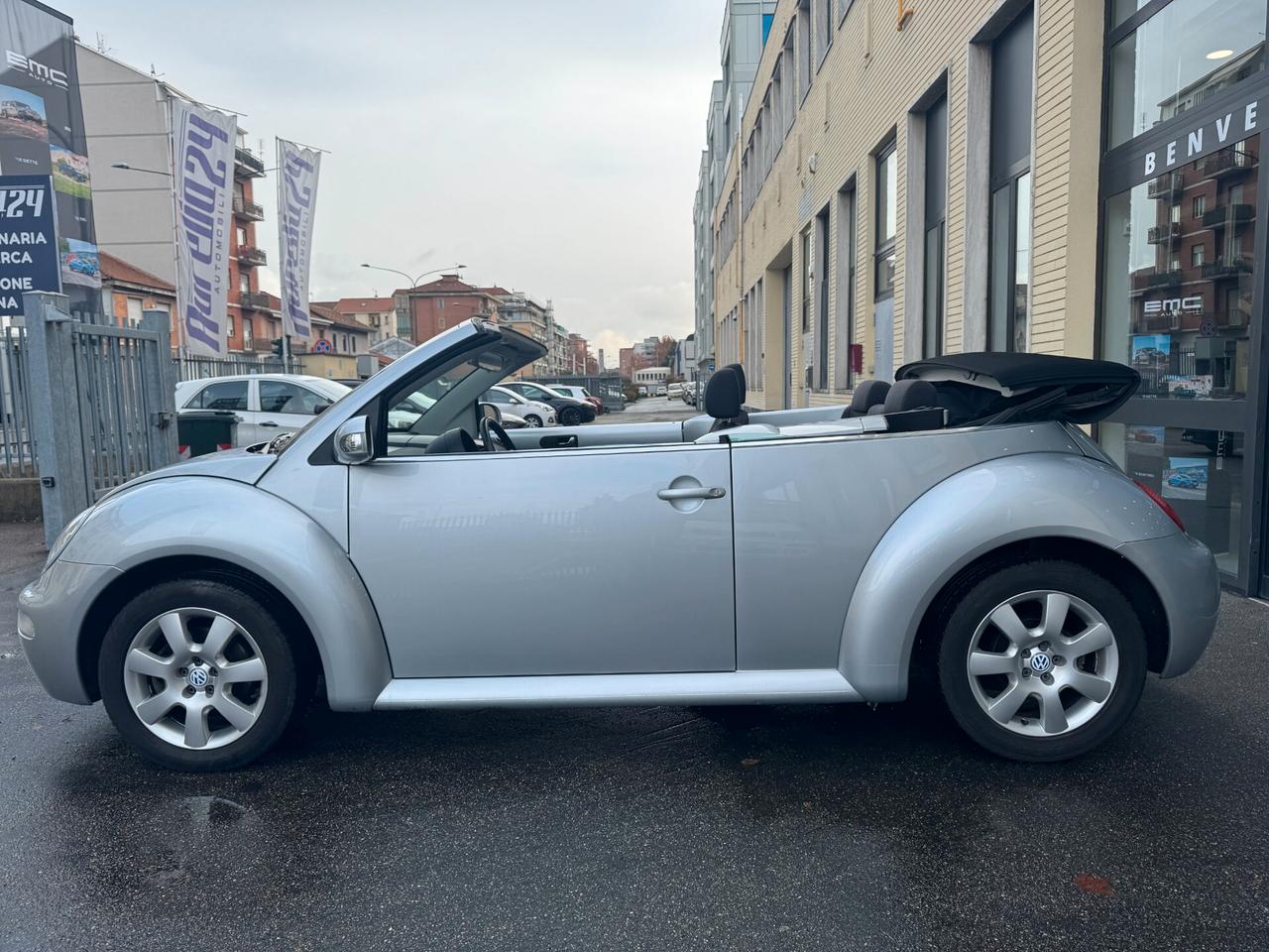 Volkswagen New Beetle 1.6 Cabrio