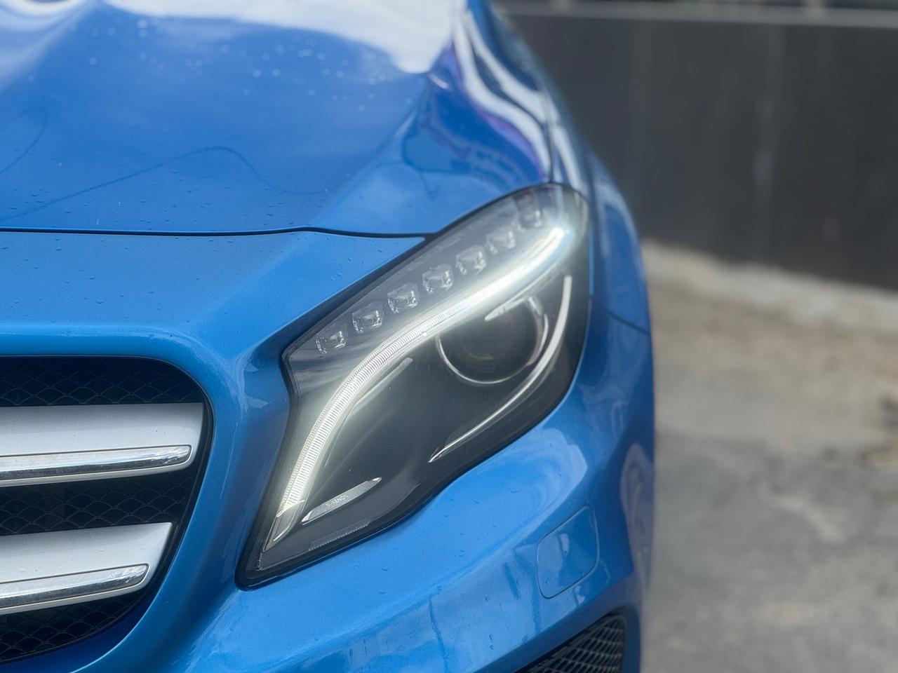 MERCEDES GLA 200D 136 CV PREMIUM PLUS 7G-TRONIC FULL