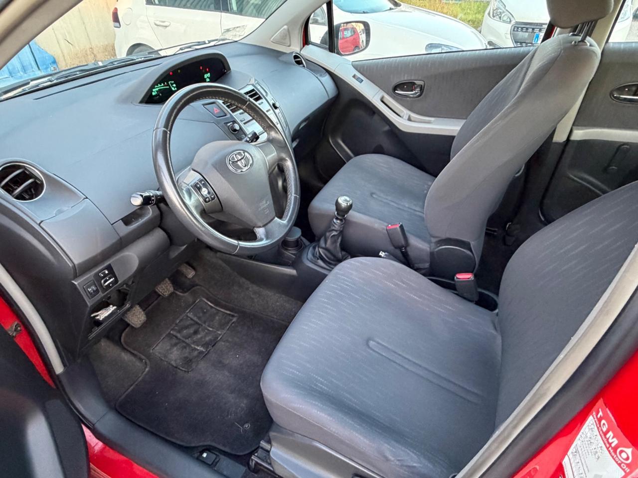 Toyota Yaris 1.3 5 porte