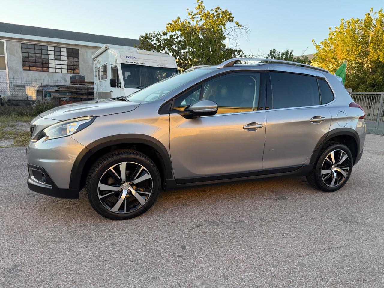 Peugeot 2008 BlueHDi 120 S&S Crossway