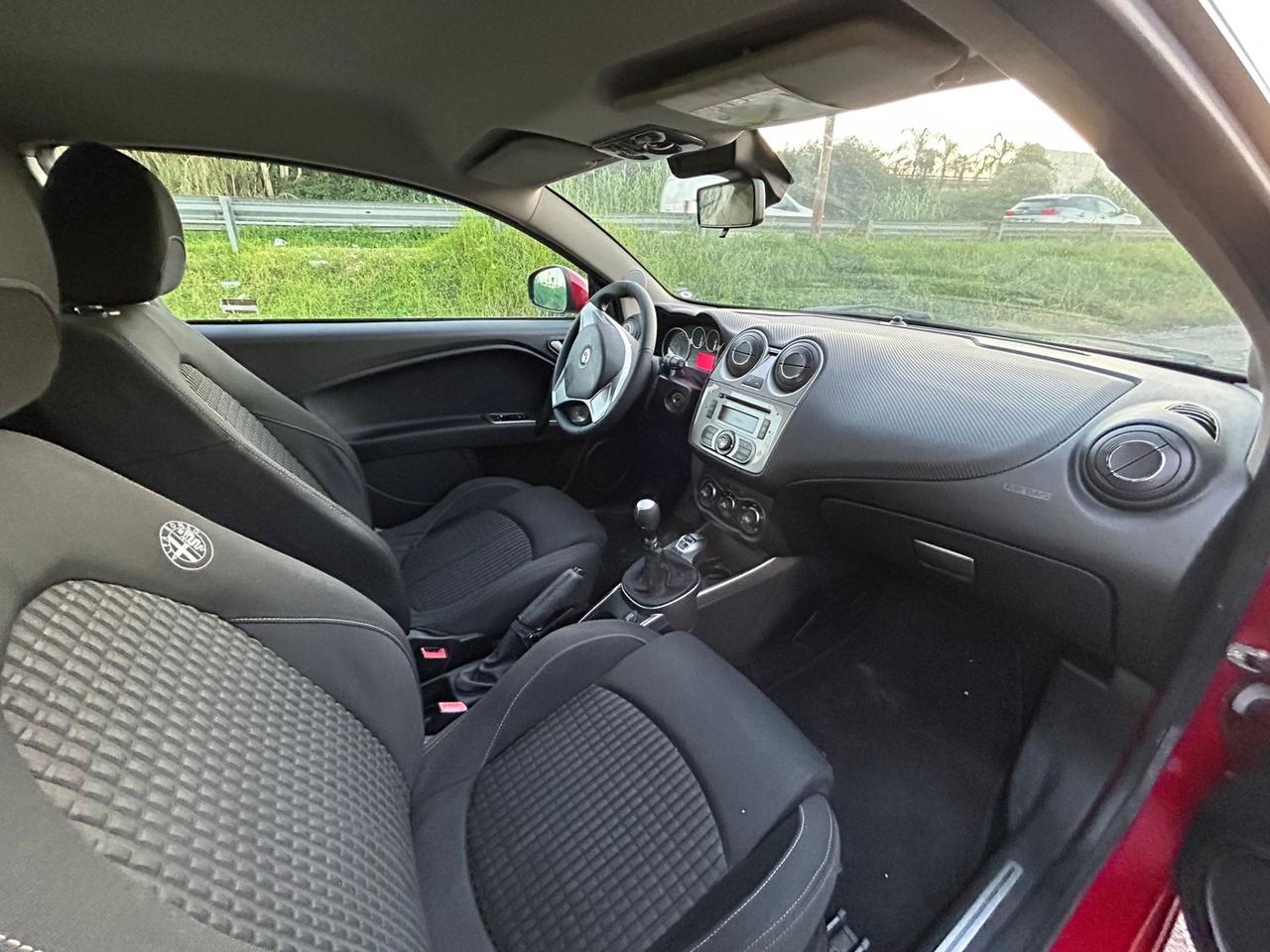 Alfa Romeo MiTo 1.4 78 CV Distinctive Sport Pack