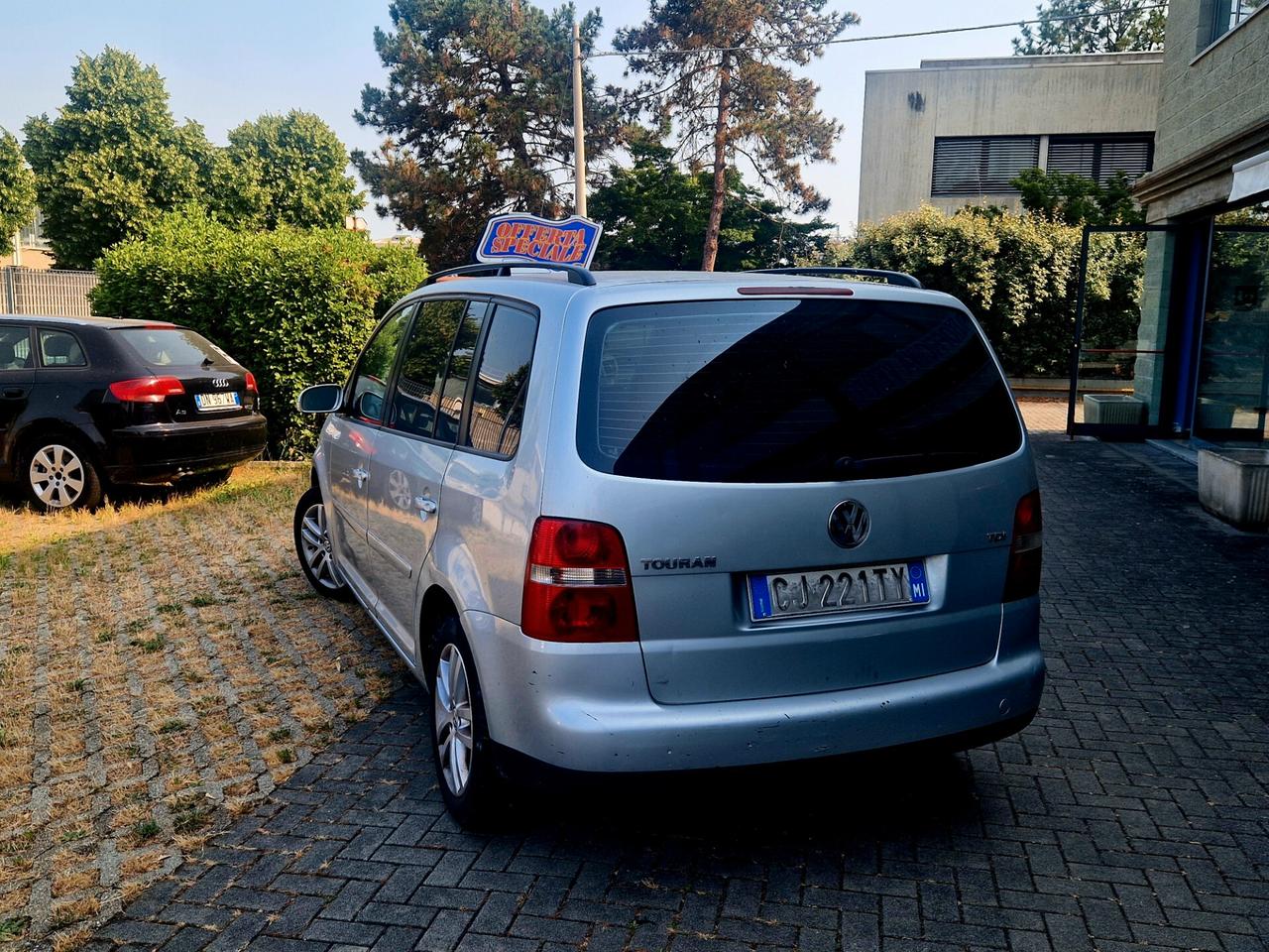 Volkswagen Touran 1.9 TDI 105CV DSG Trendline