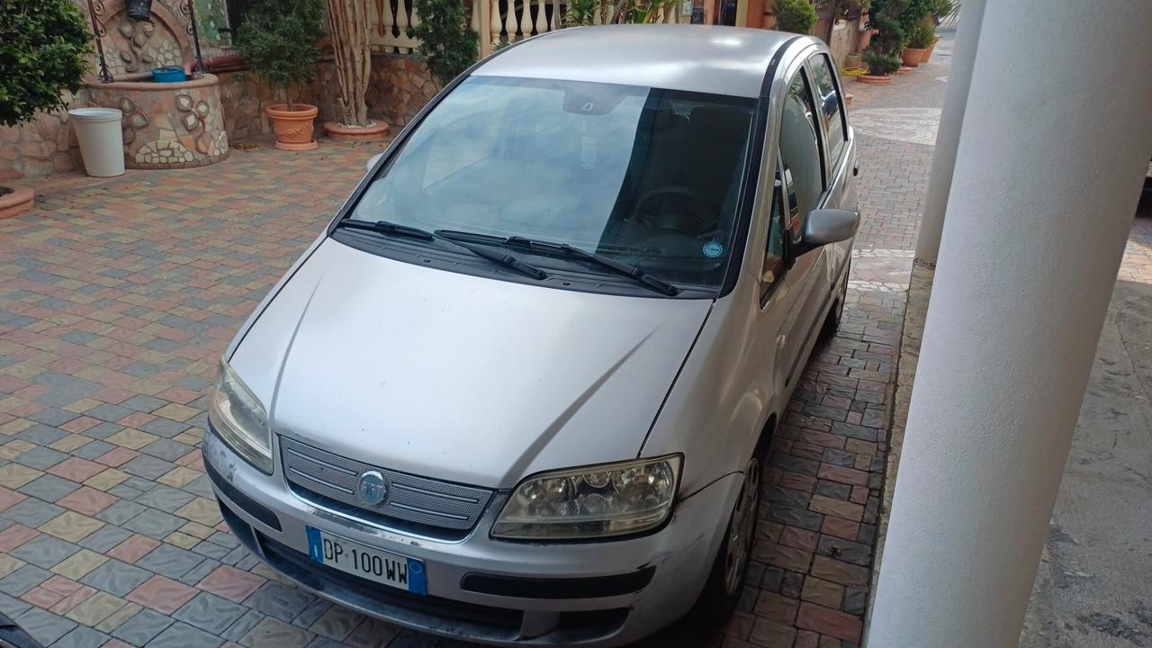 Fiat Idea 1.3 Multijet 16V 70 CV BlackEnergy