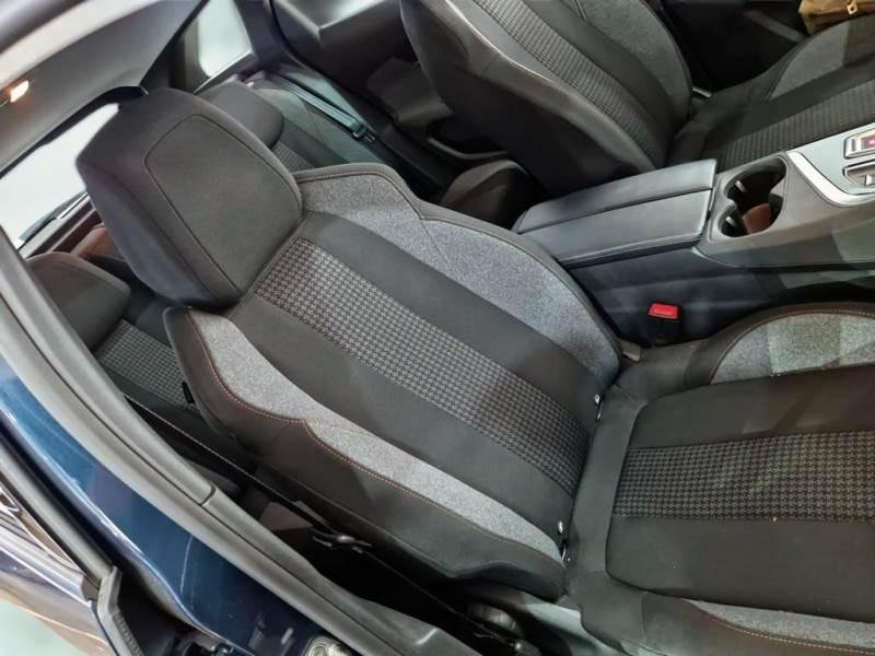 Peugeot 3008 3008 1.5 bluehdi Active Pack s&s 130cv eat8