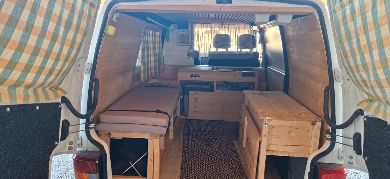 Volkswagen Transporter 2.4 D PC Syncro Furgone