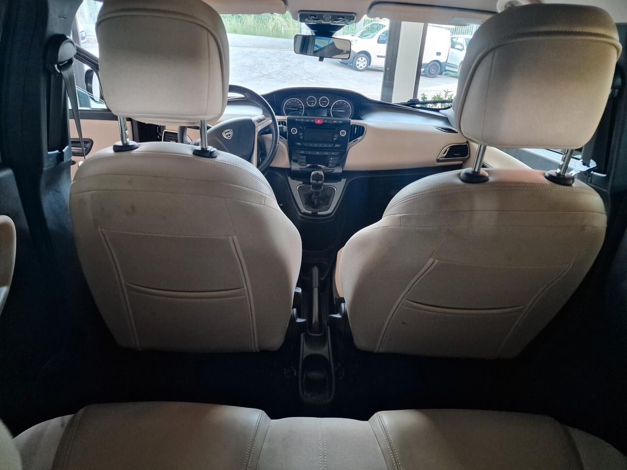 Lancia Ypsilon 1.2 69 CV 5 porte S&S Gold
