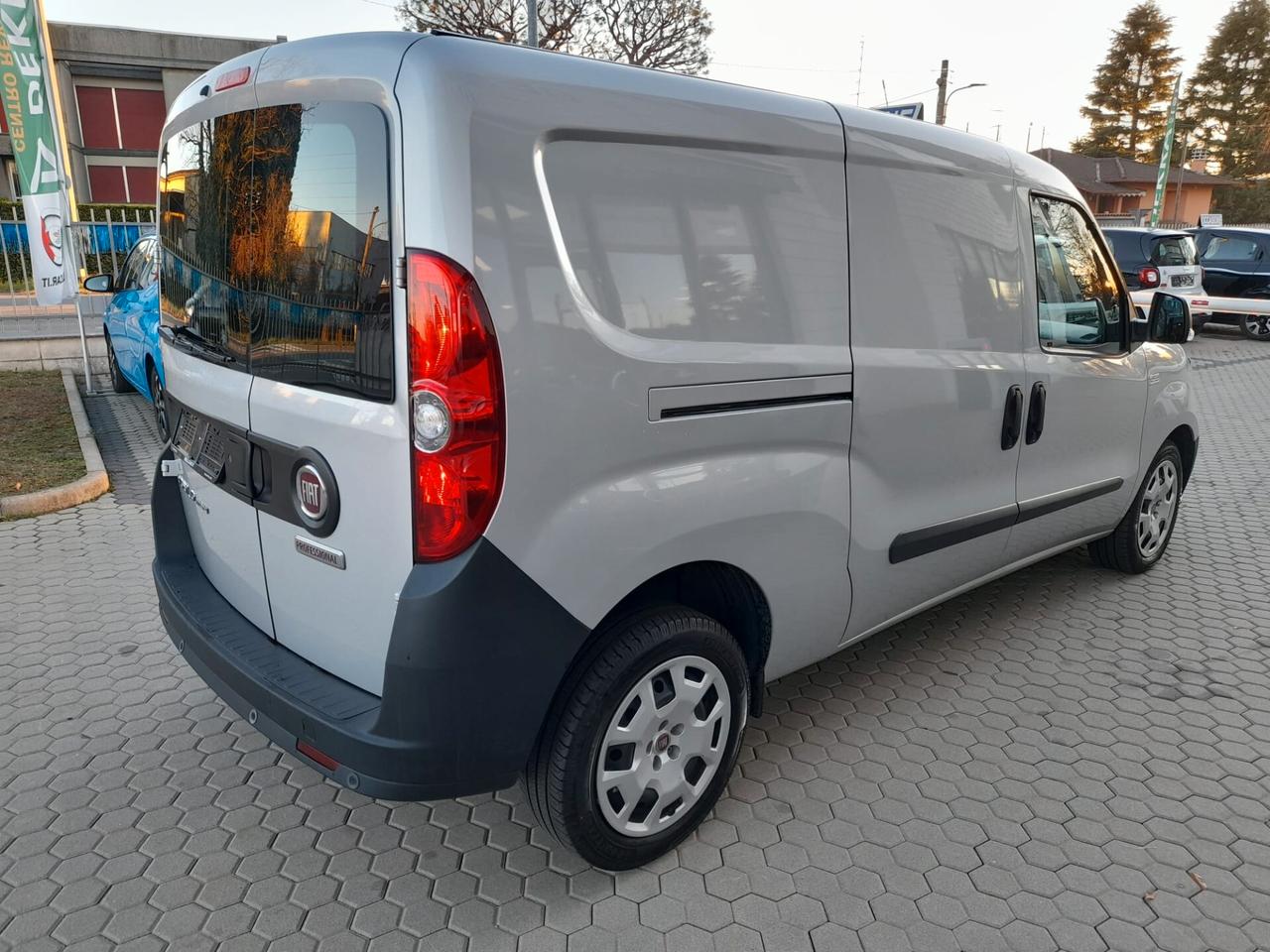 Fiat Doblo Doblò 1.6 MJT 105CV S&S PL-TN Cargo Maxi Lounge