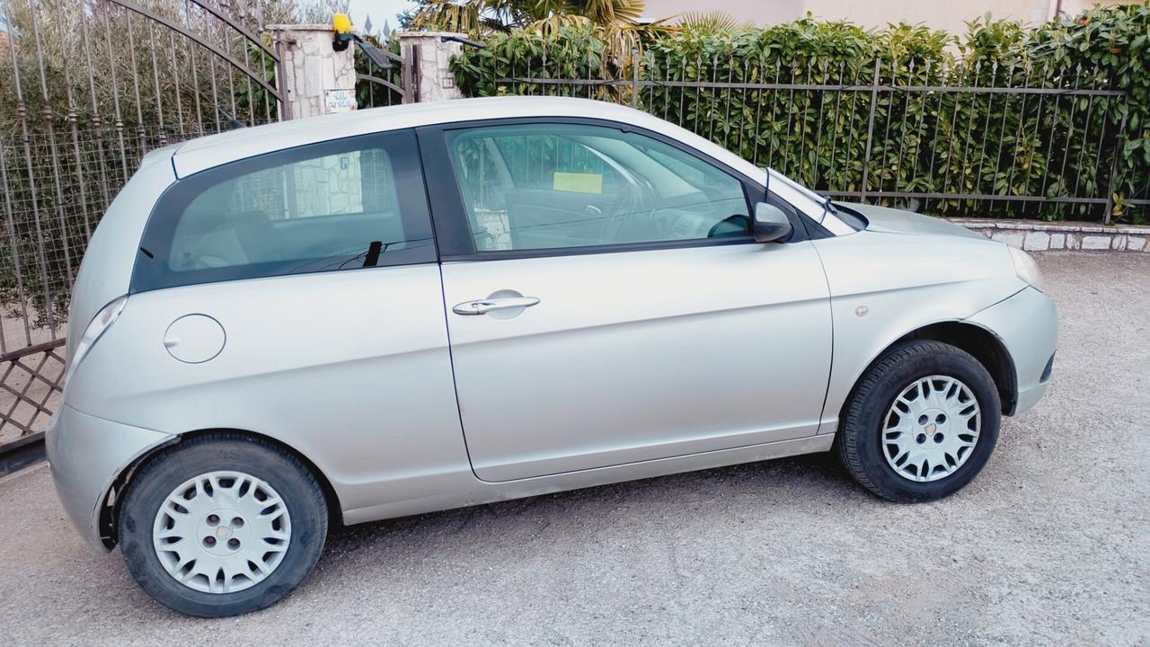 Lancia Ypsilon 1.3 Multijet 16V Argento