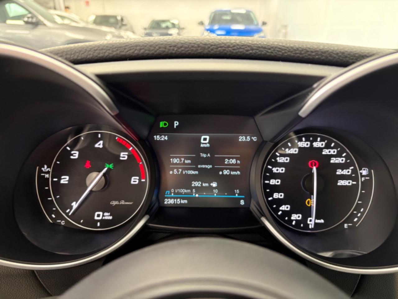 Alfa Romeo Giulia 2.2 t Super Business 160cv auto