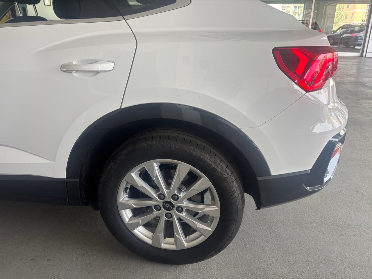 AUDI Q3 I 2019 Sportback - Q3 Sportback 35 2.0 tdi Business Plus