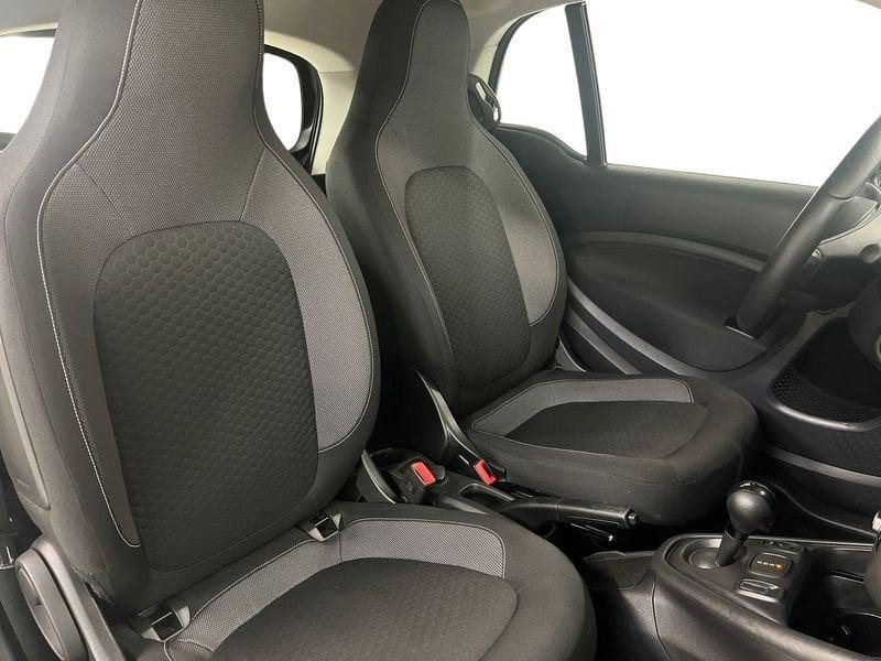 smart fortwo EQ Pure