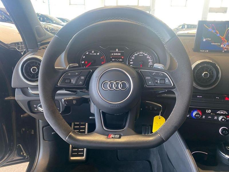 Audi A3 RS 3 SportBack TFSI quattro