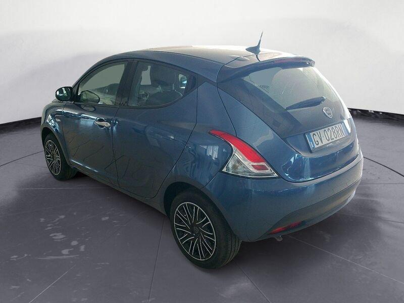 Lancia Ypsilon 3ª serie 1.0 FireFly 5 porte S&S Hybrid Oro
