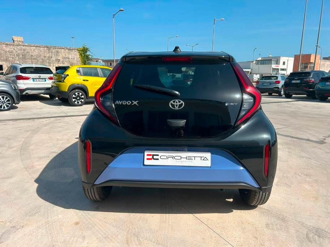 Toyota Aygo X 1.5 hybrid Icon e-cvt