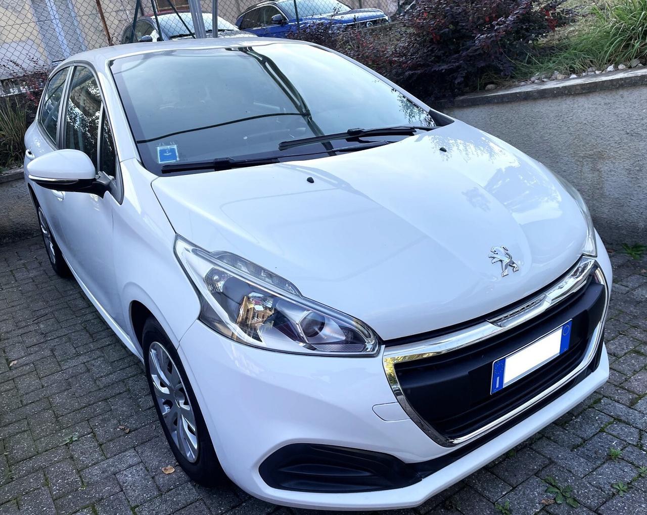 Peugeot 208 Active 5p 1.0 VTI 68Cv E6 Neopatentati