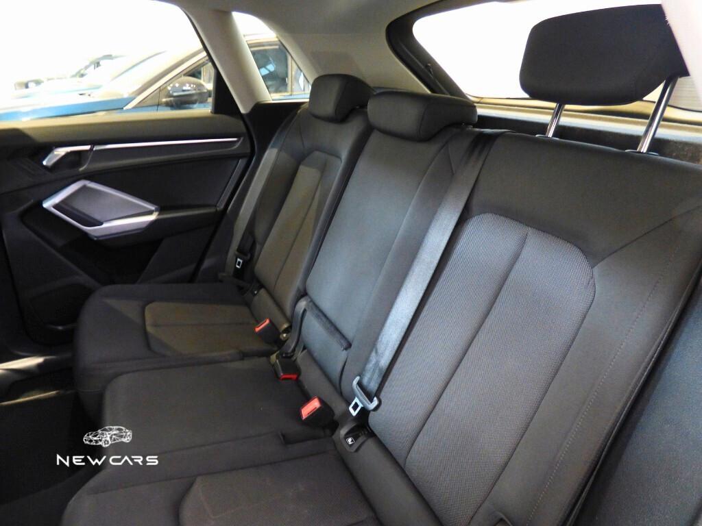 Audi Q3 35 TDI S tronic Business Advanced