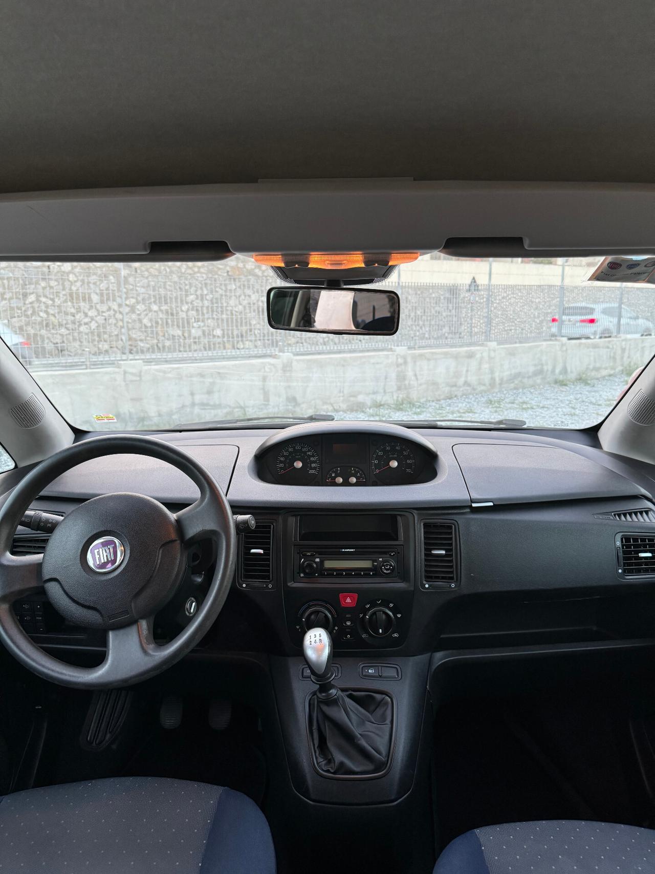 Fiat Idea 1.4 16V BlackMotion