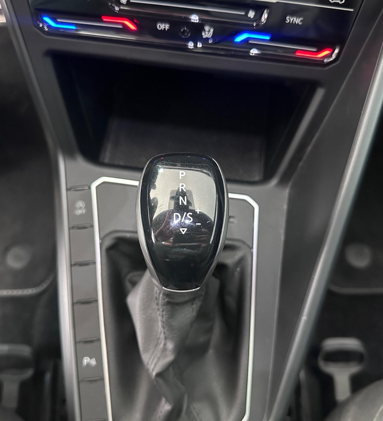 Volkswagen Taigo 1.5 TSI ACT 150 CV DSG R-Line