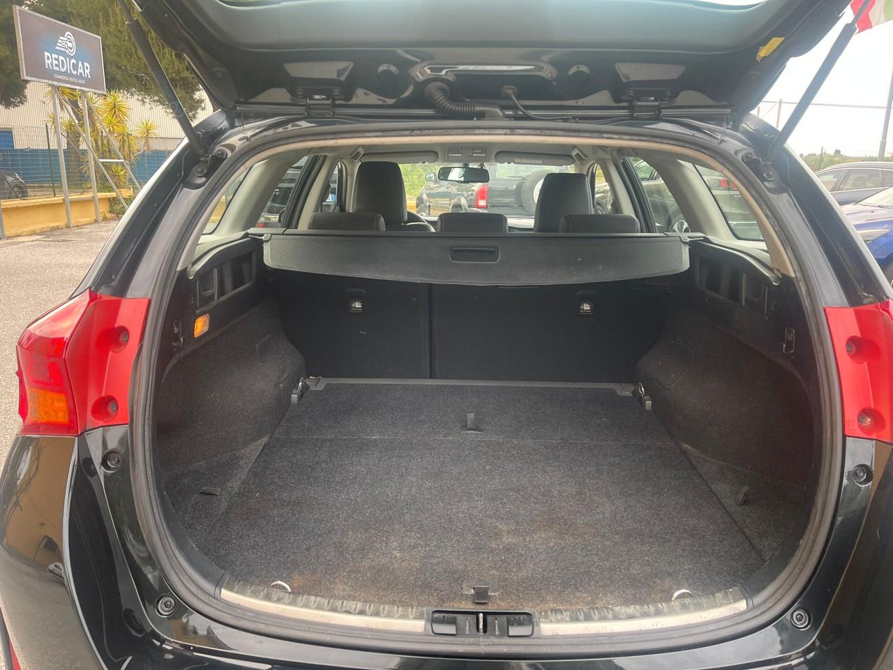 Toyota Auris 1.4 D-4D Lounge