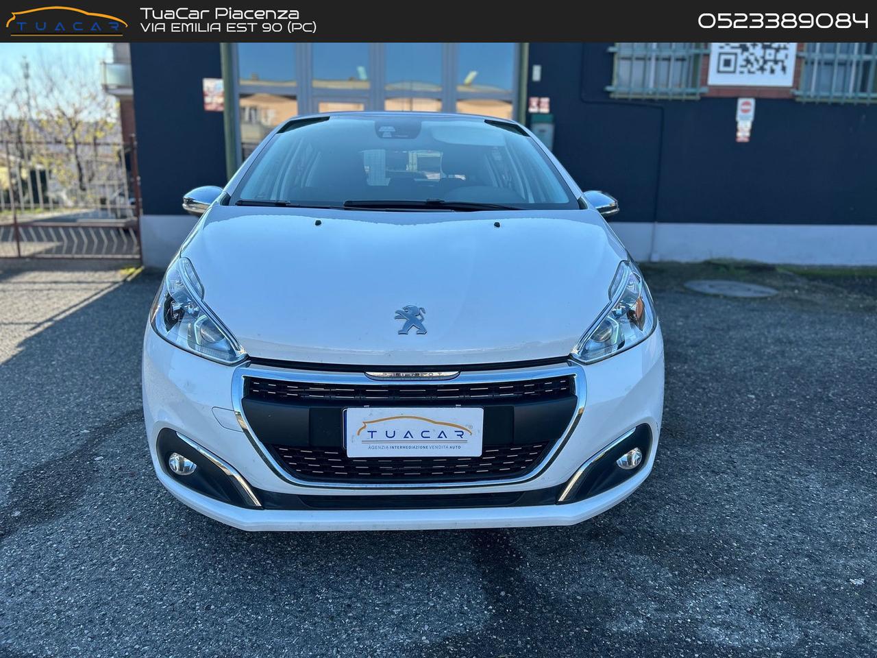 Peugeot 208 Allure 1.2 PureTech 82 #8112