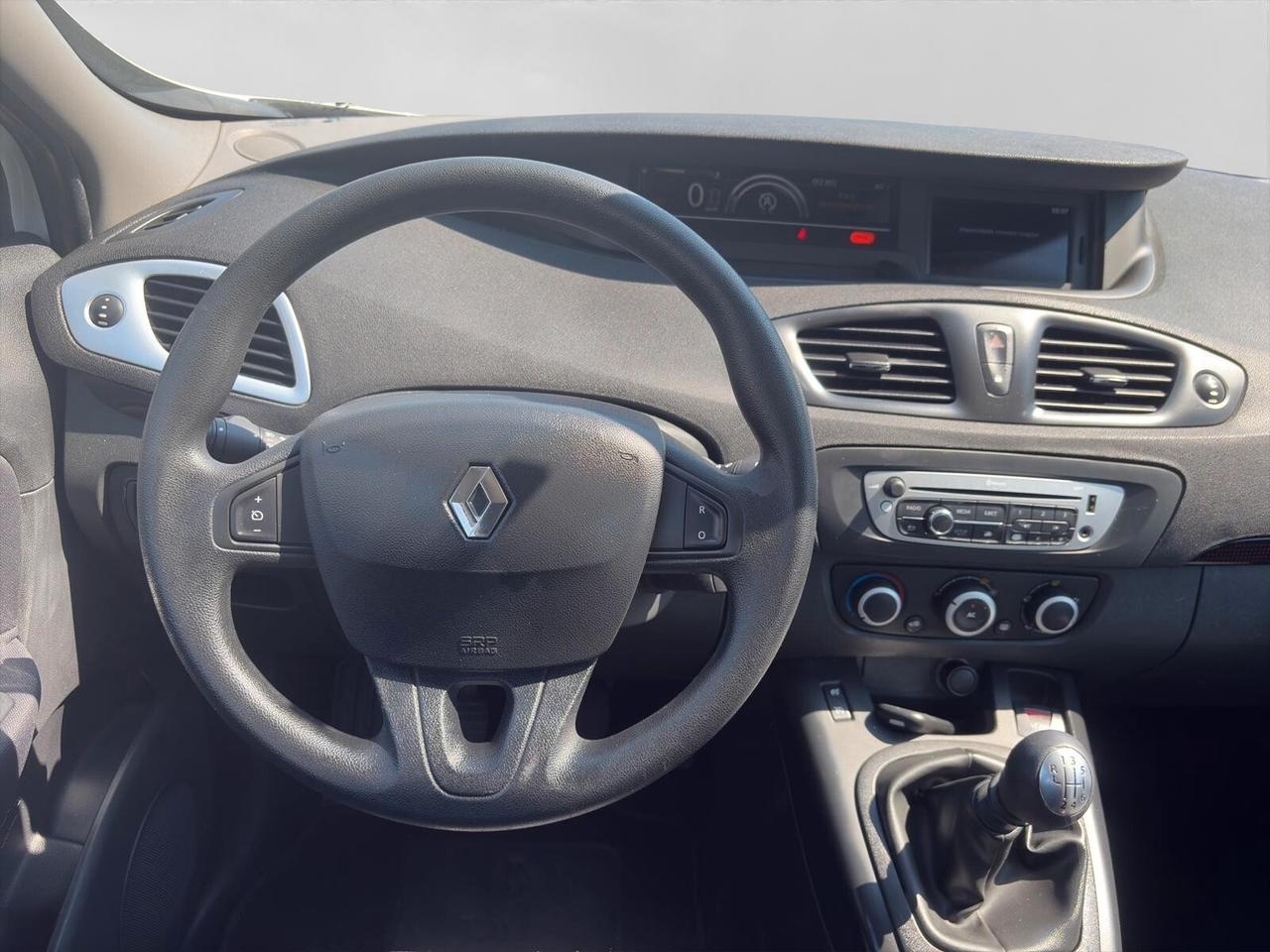 Renault Scénic X-Mod 1.5 dCi 110cv Limited