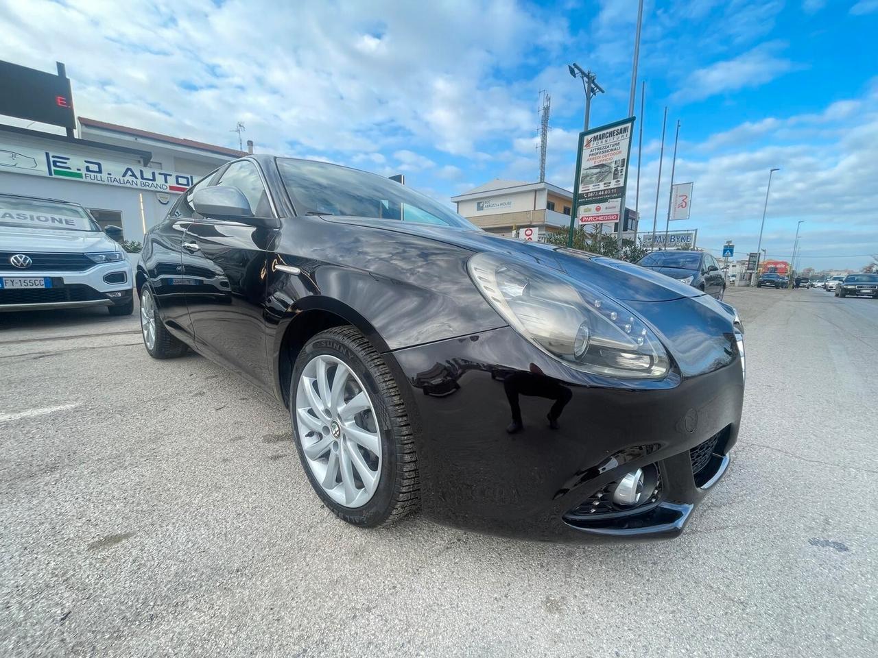Alfa Romeo Giulietta 1.6 JTDm-2 120 CV Distinctive
