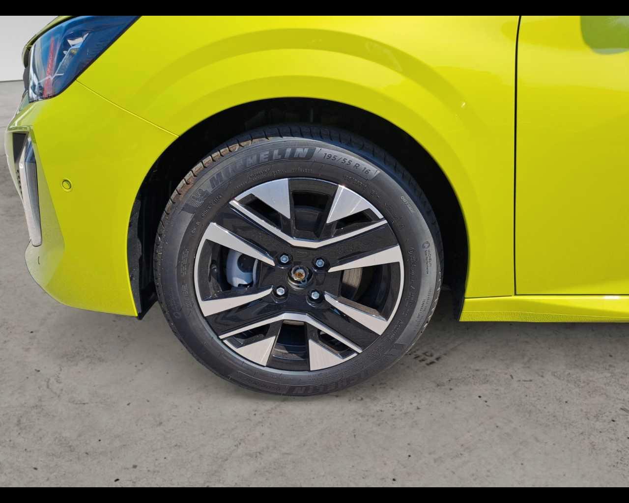 PEUGEOT 208 5P - Allure Turbo Benzina 100cv