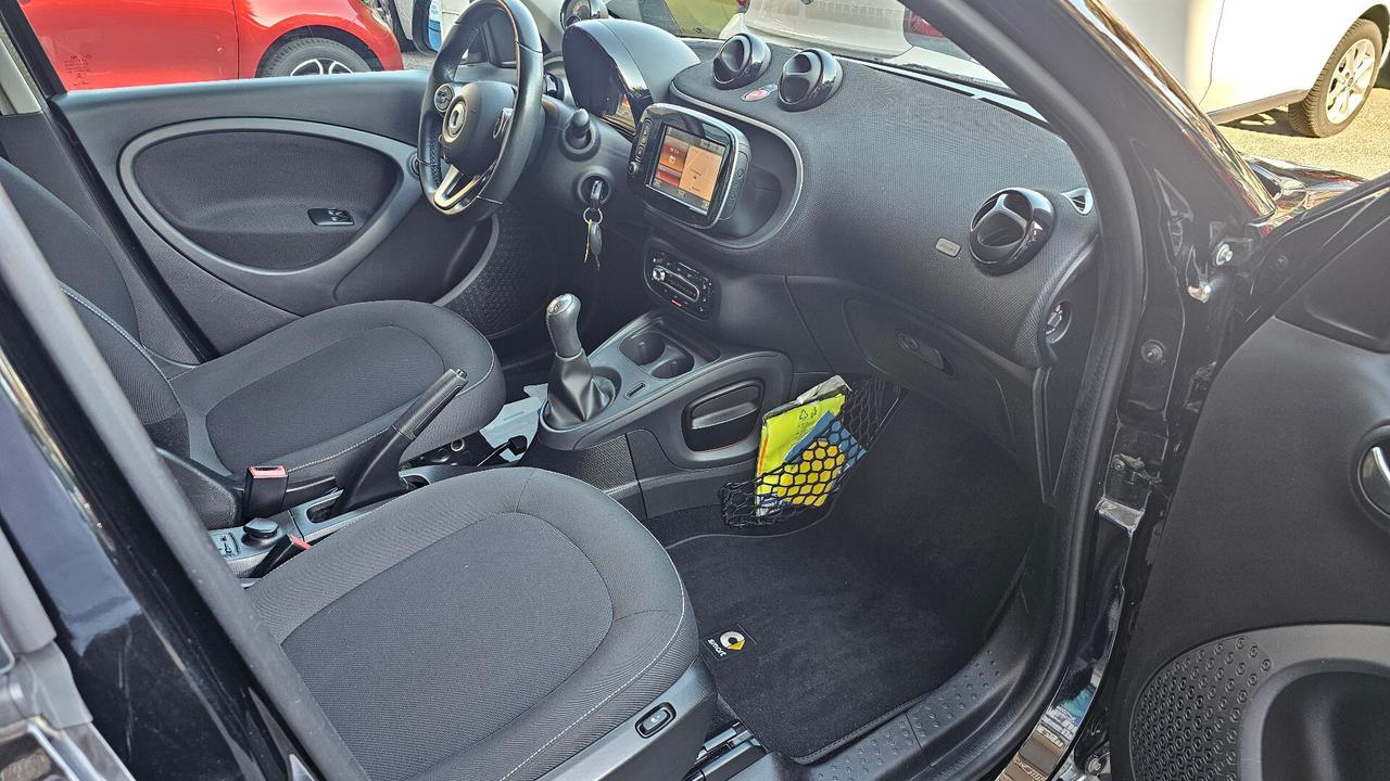 Smart Forfour 70 1.0 Passion NAV ANDROID TAGL UFF LED SENSORI