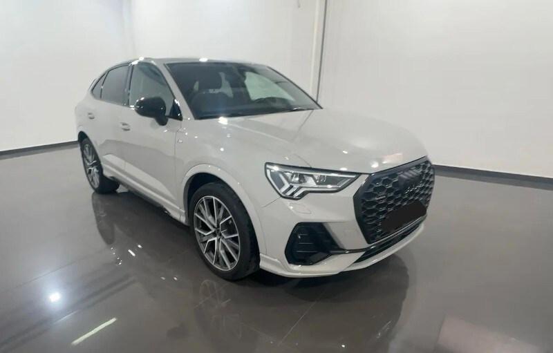AUDI Q3 2ª serie Q3 SPB 40 TDI quattro S troni...