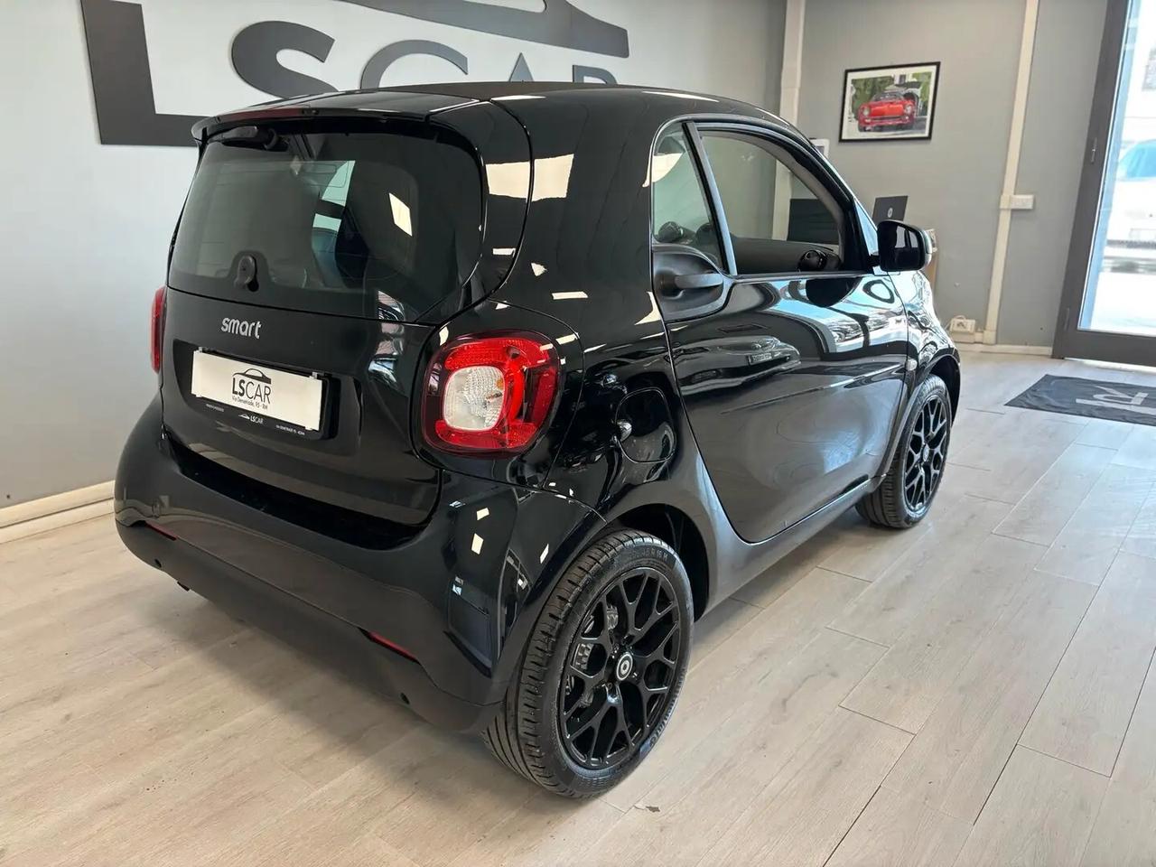 Smart ForTwo 70 1.0 Passion~UniPro~Km e Tagliandi Certificati~Promo Finanziamento~Pronta Consegna